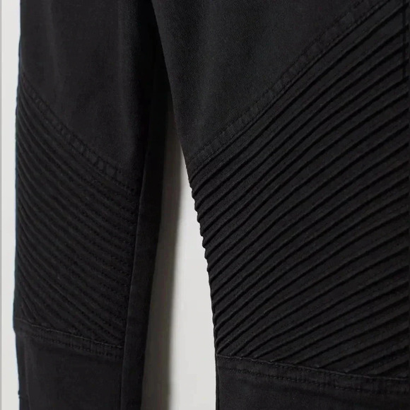 H&M Ladies Black Jean Pants Long Biker Regular Waist Skinny Size 8 Or Medium - Picture 2 of 14